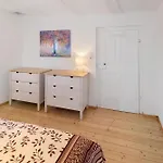 Omi Anni *