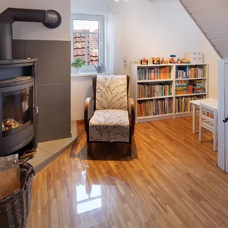 Omi Anni Apartment *